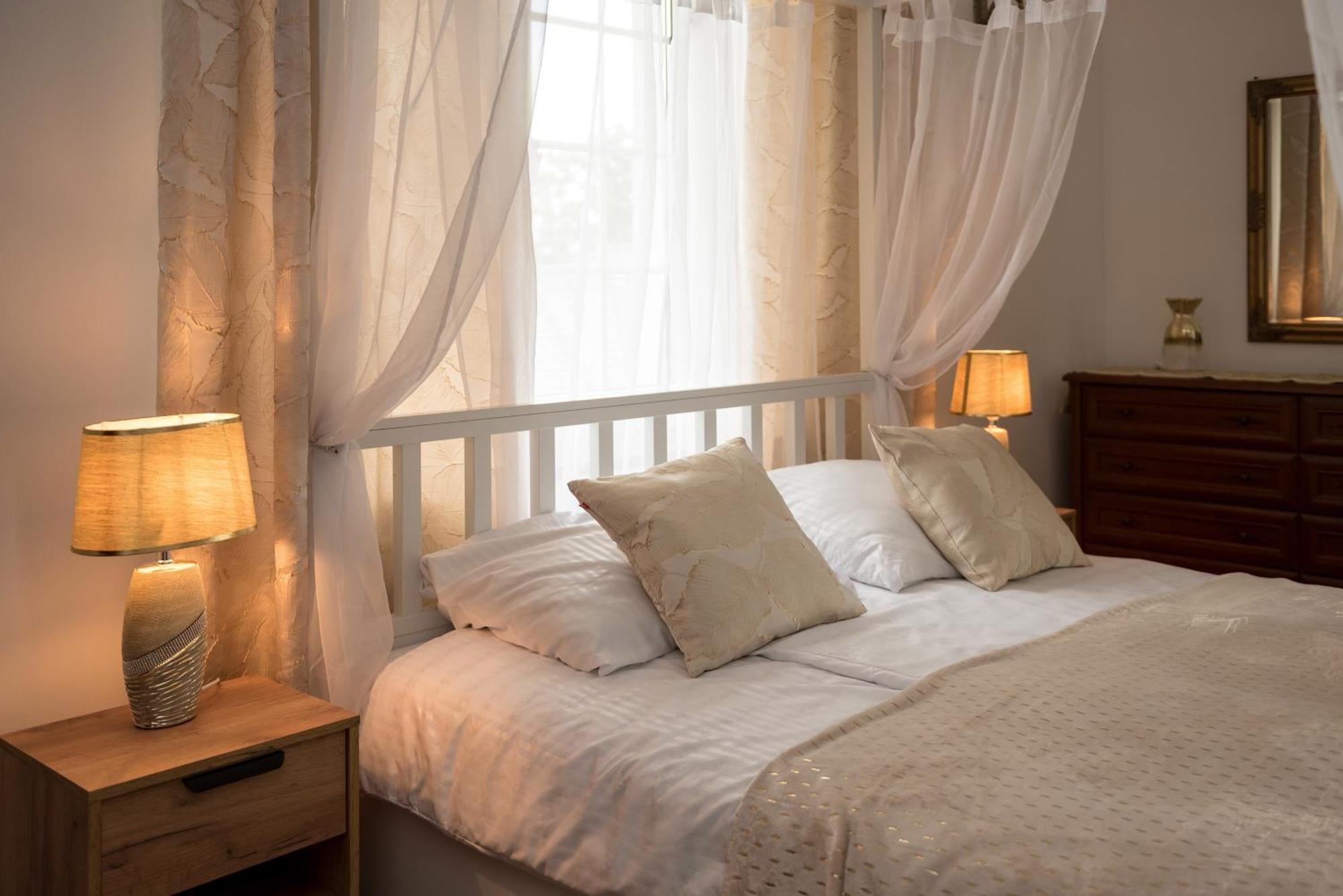 Pensjonat Well Clinic Medicine Estetic & Spa Gdansk Bagian luar foto